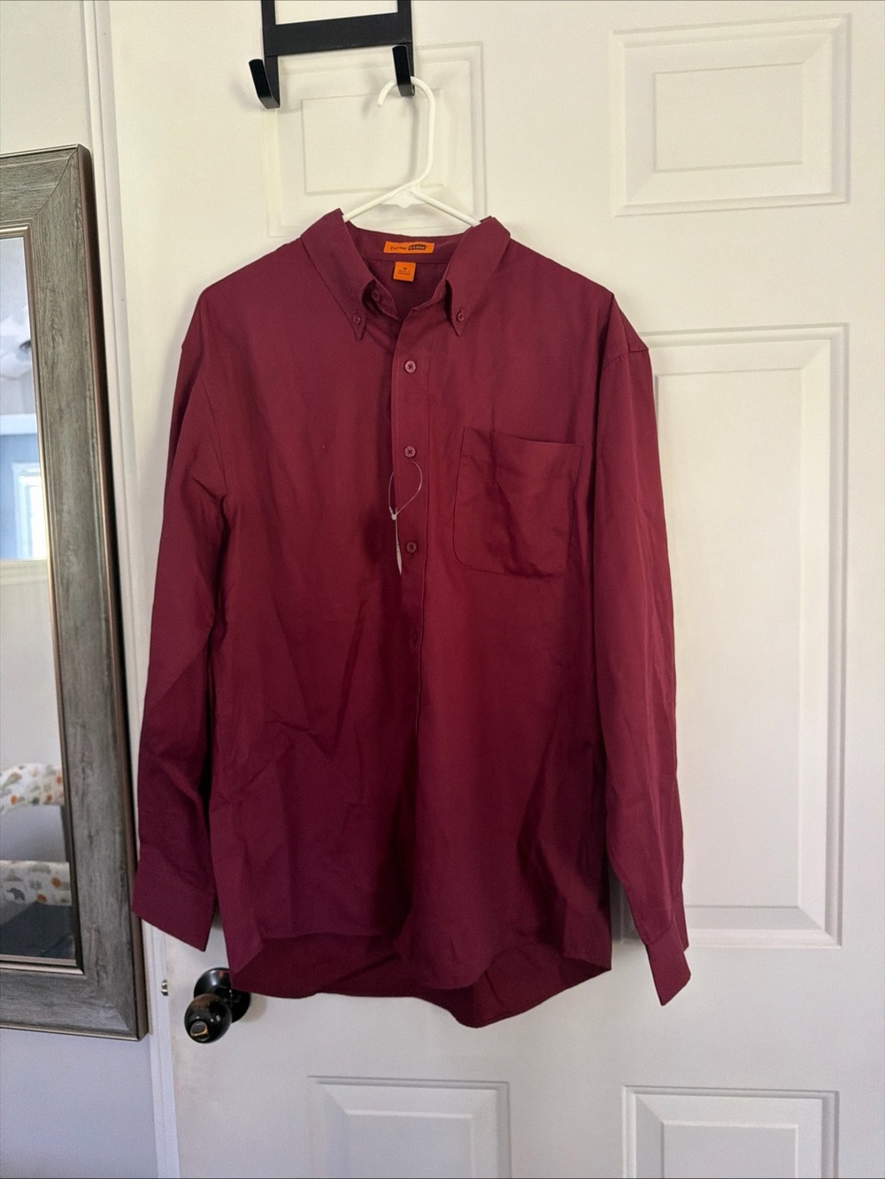 Classic Men's Long-Sleeve Button-Down Shirt in Burgundy
